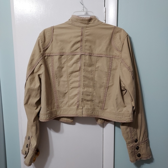 Lane Bryant Venezia Cropped Button Down Jacket Women's Plus Size 14/16 Tan - Picture 3 of 9